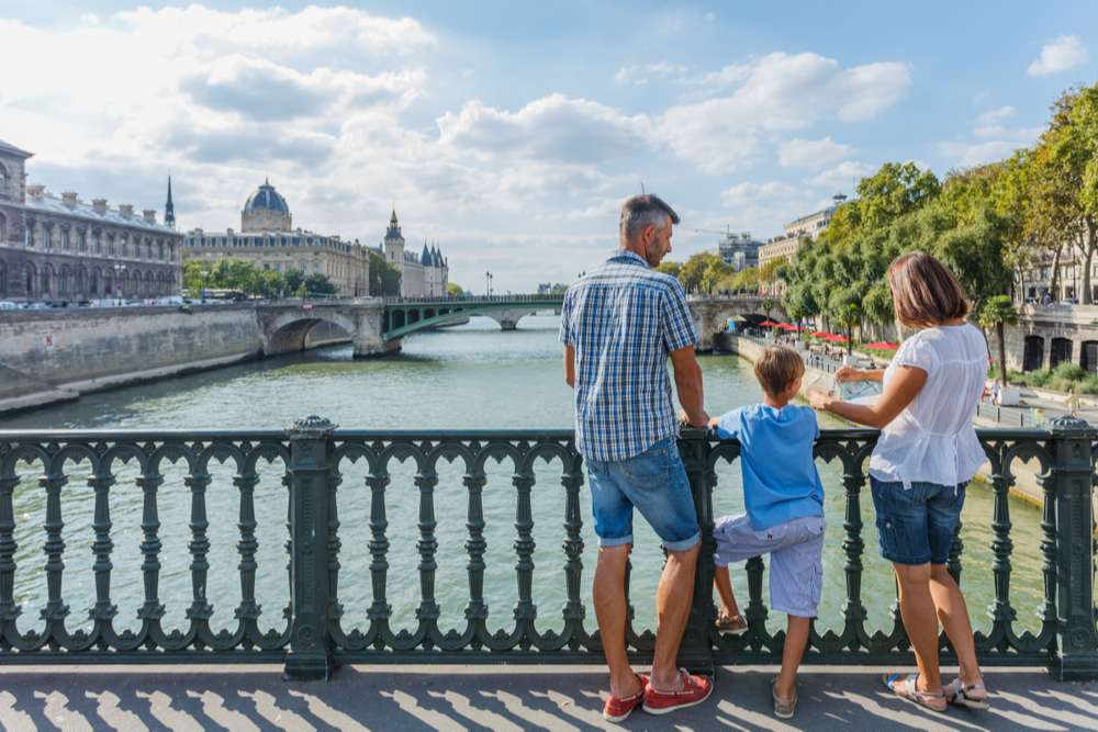 An unforgettable family stay in Paris