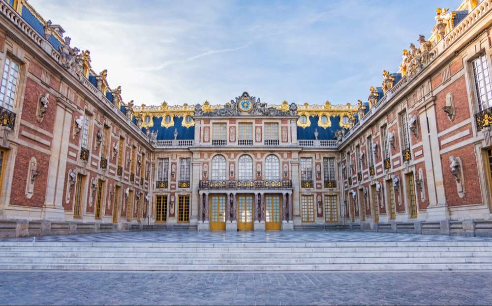 Façade du château de Versailles